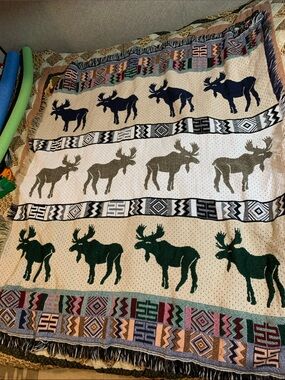 Vintage barn moose lodge tapestry throw blanket